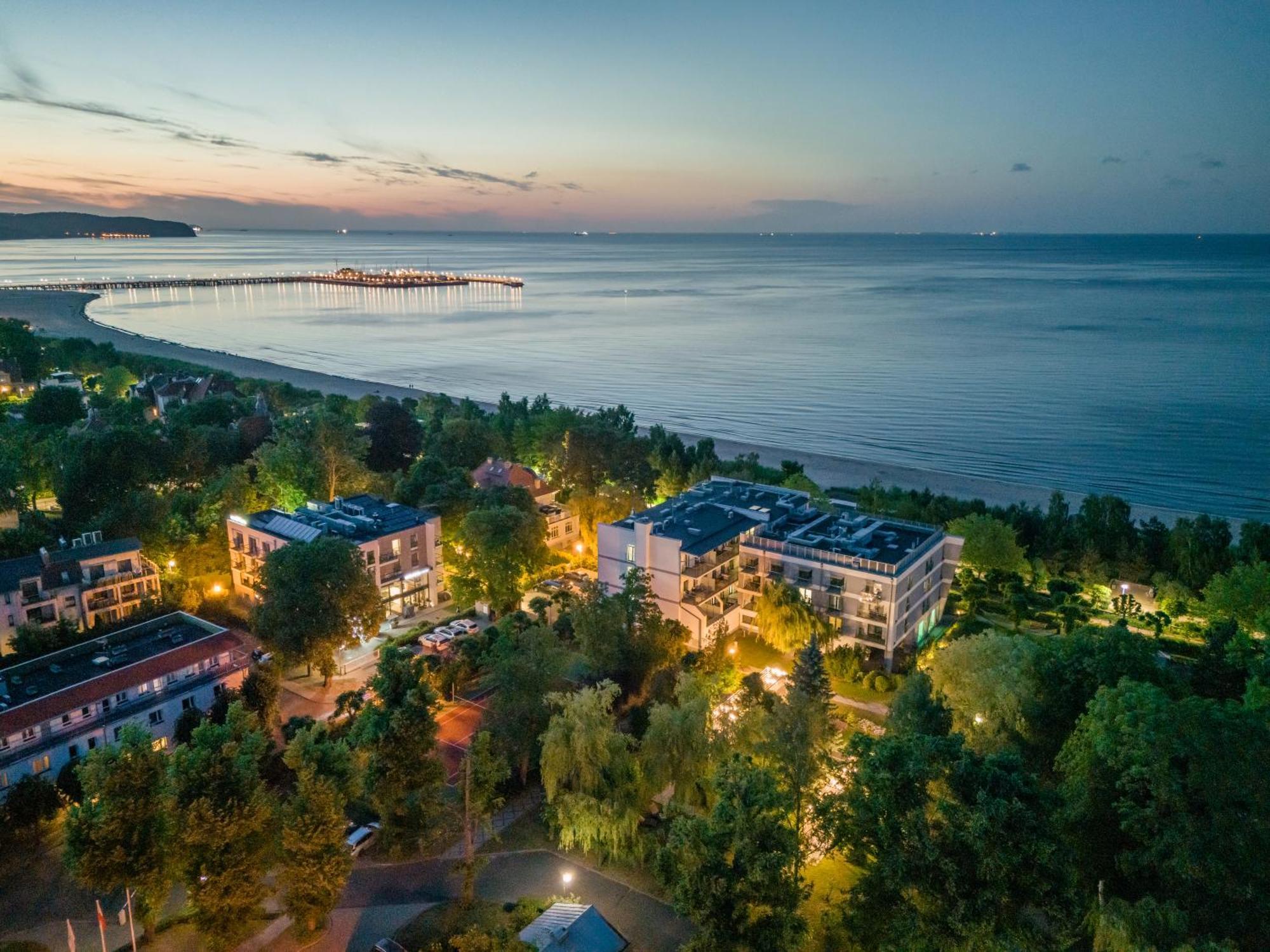 Rewita Korab Hotell Sopot Exteriör bild