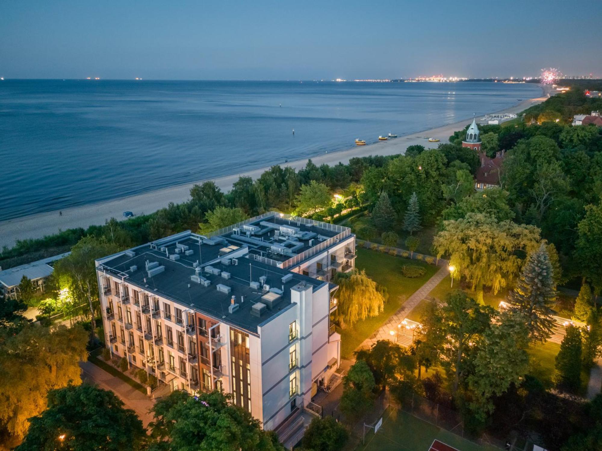 Rewita Korab Hotell Sopot Exteriör bild